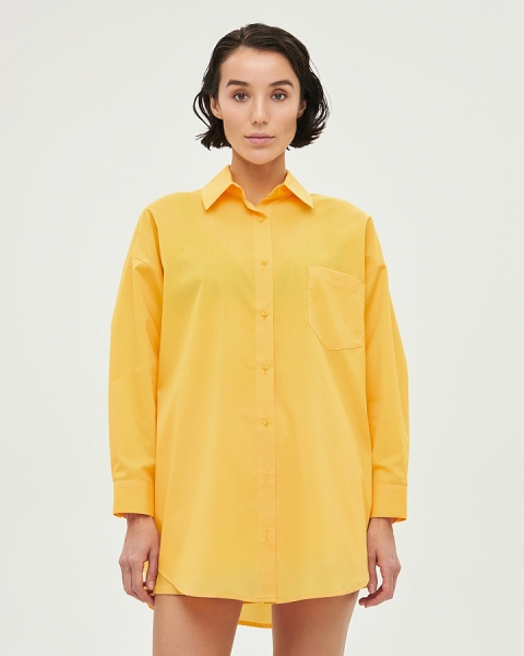 Как носить рубашку этим летом: 5 образов, которые стоит повторить