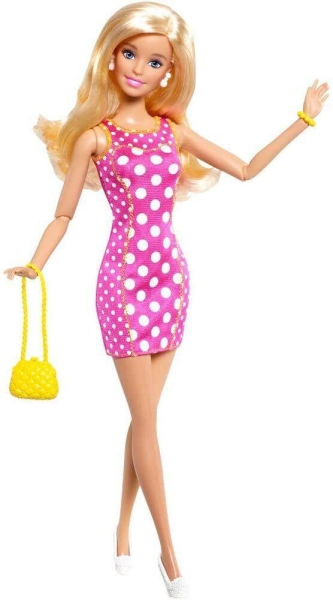 Марго Робби снова появилась в образе Барби. Как и доказала, что настоящие тренды больше не берутся из воздуха