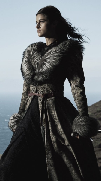 Йеннифер из «Ведьмака» – новая экранная икона стиля. И вот почему