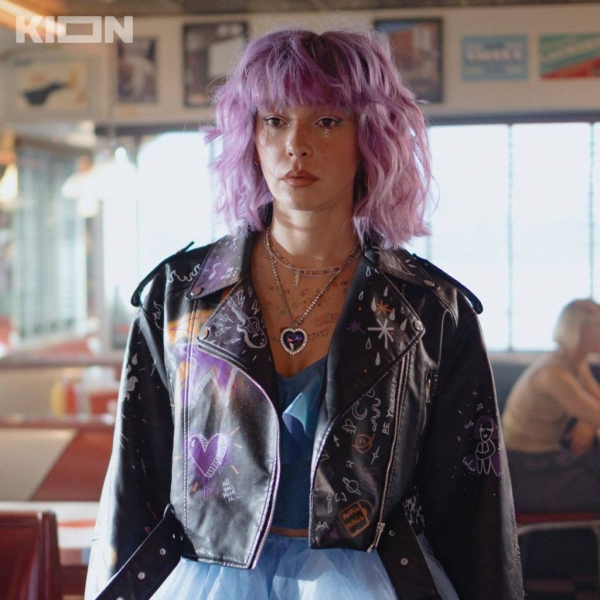 Настя Ивлеева и Никита Ефремов в комедии «Мальвина»: первые кадры