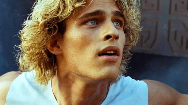 10 фильмов, перечеркнувших карьеру актеров