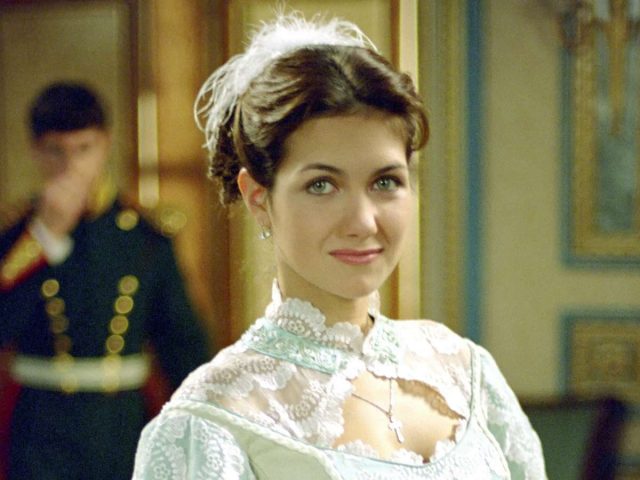Что стало с актерами сериала «Бедная Настя» 20 лет спустя