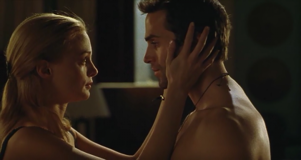 Как снимают постельные сцены в кино: забавные истории актеров, режиссеров, операторов про сцены секса на съемках