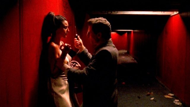 Как снимают постельные сцены в кино: забавные истории актеров, режиссеров, операторов про сцены секса на съемках