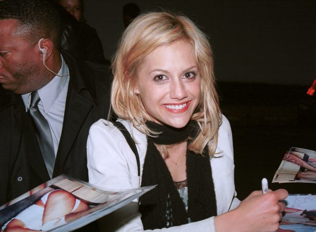 10 неразгаданных смертей голливудских звезд