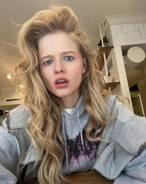 «Нужно только ваше тело, лицо будет Марго Робби»: Саша Бортич рассказала о странном предложении продюсеров