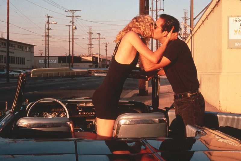 Одежда – не то, чем кажется. Как Дэвид Линч превращает героев своих фильмов в настоящих икон стиля?