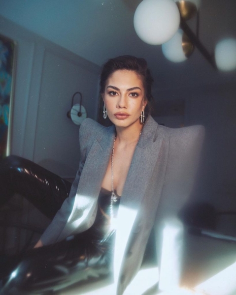 Великолепнее всех: Самые красивые актрисы турецких сериалов