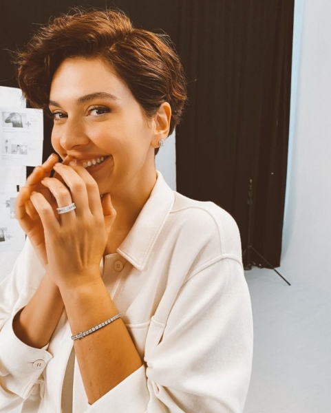 Великолепнее всех: Самые красивые актрисы турецких сериалов