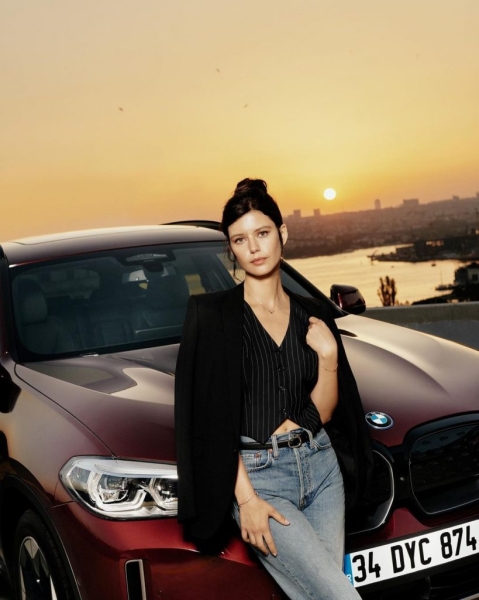 Великолепнее всех: Самые красивые актрисы турецких сериалов