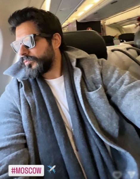 Приехавший в Москву Бурак Озчивит разочаровал поклонников после фан-встречи. Что не так