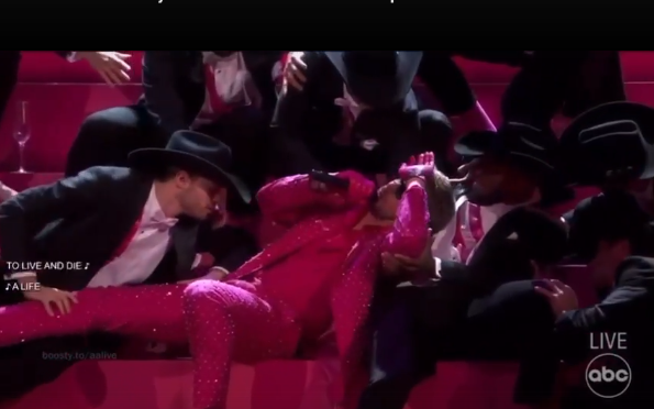 Достойно мемов: Райан Гослинг на «Оскаре-2024» устроил свое шоу