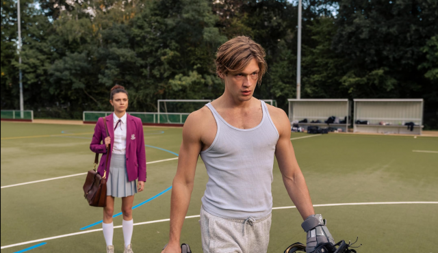 10 новых фильмов и сериалов 2024, которые ты мог пропустить