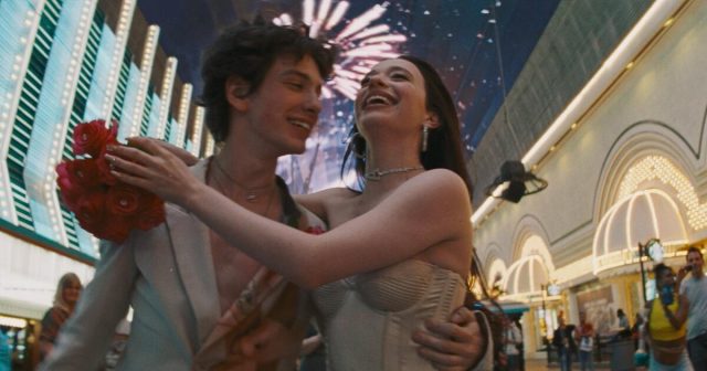 «Анора» с Марком Эйдельштейном и Юрой Борисовым получила «Золотую пальмовую ветвь»