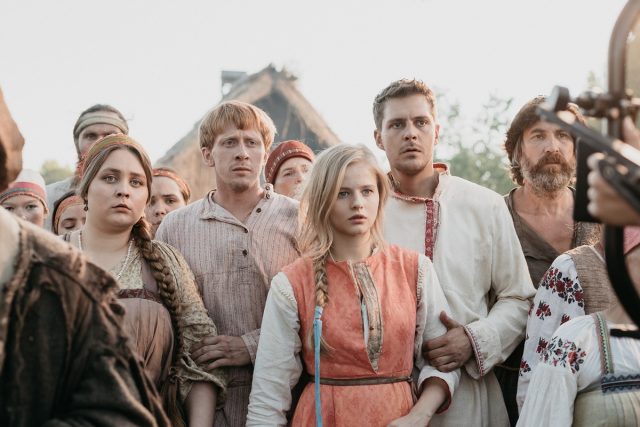 Забудь об одиночестве: 7 фильмов для просмотра большой компанией